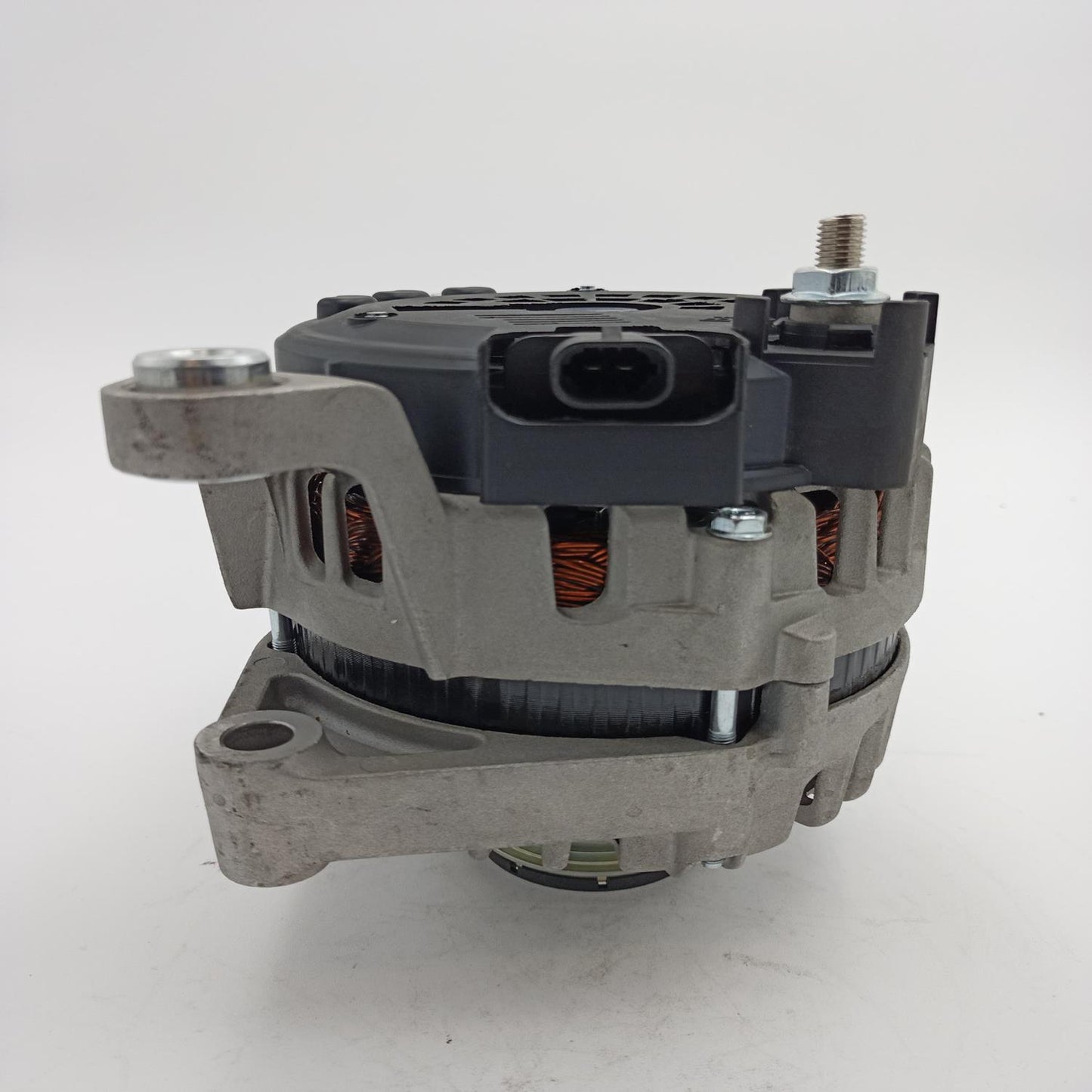 ALTERNADOR AUTOMOTRIZ VALEO IR/IF CW 12V 130A CHEVROLET CRUZE MERIVA TRAX BUICK ENCORE 1.4L VALUE 11399