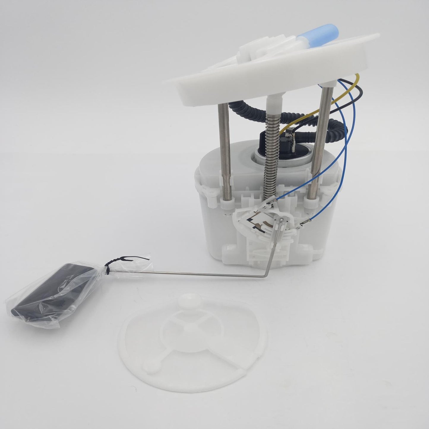 BOMBA DE GASOLINA MÓDULO FORD IKON 01-07 (CONECTOR DE 6 PINES) 8225E 37312 X3GU9H307CD