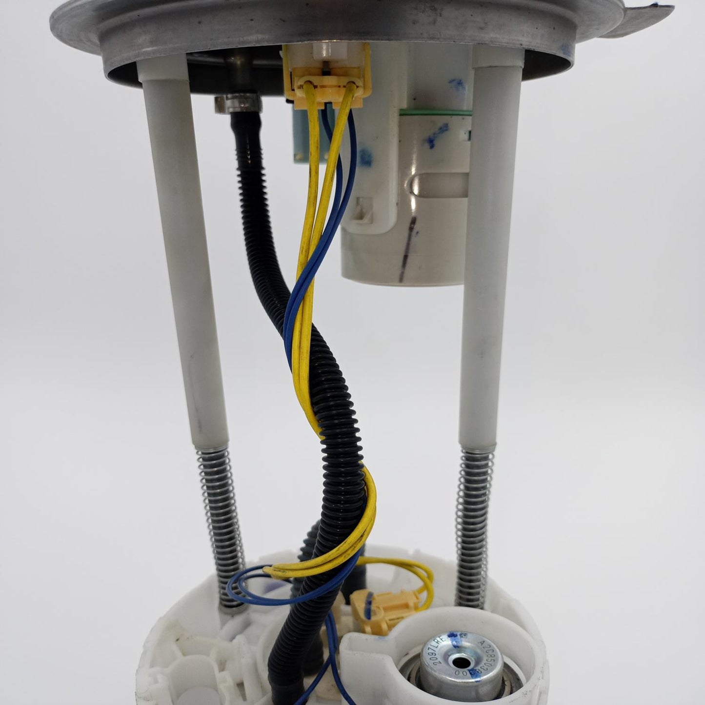 BOMBA GASOLINA MODULO CHEVROLET SILVERADO 1500 6 CIL. MOD. 14-16 M100102