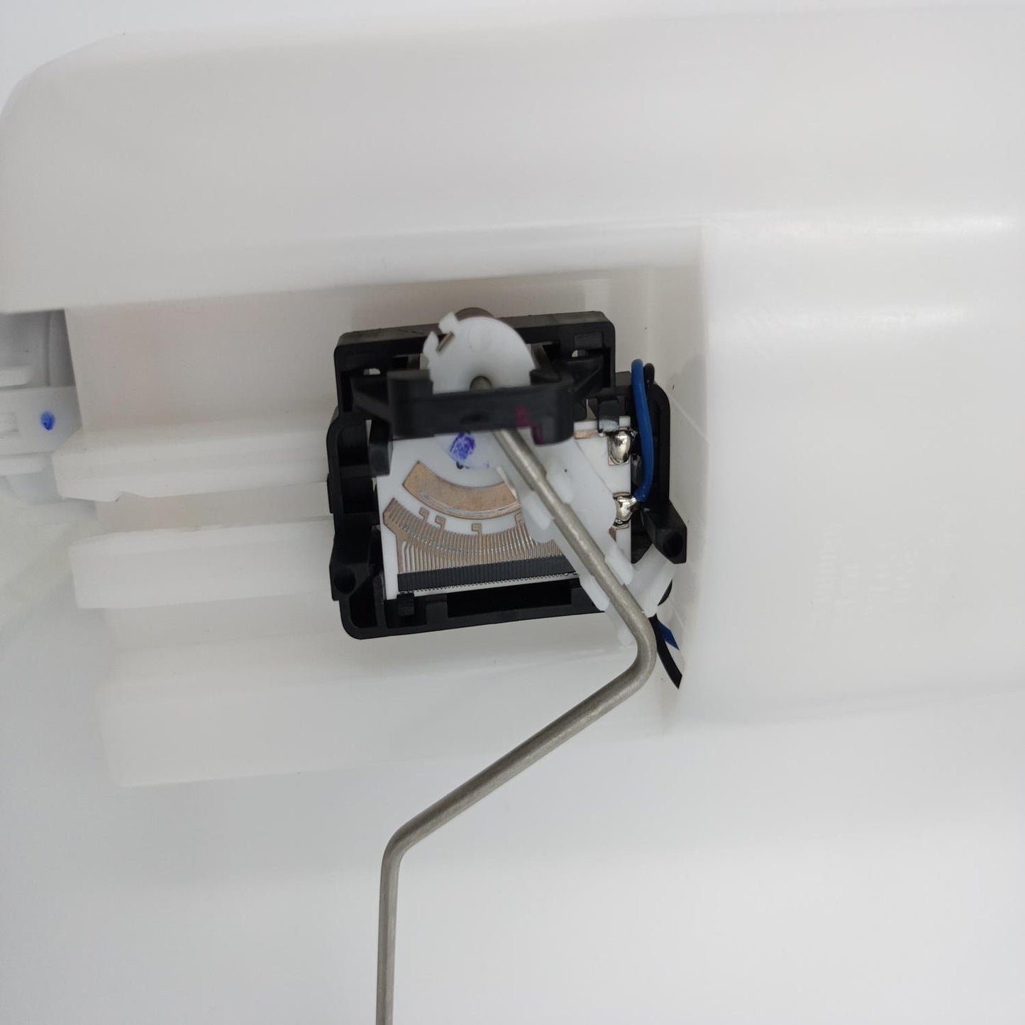 BOMBA DE GASOLINA MÓDULO DODGE CARAVAN 04-07 GRAND CARAVAN 04-07 TOWN & COUNTRY 04-07 VOYAGER 04-07 (NO APLICA SISTEMA FLEX)